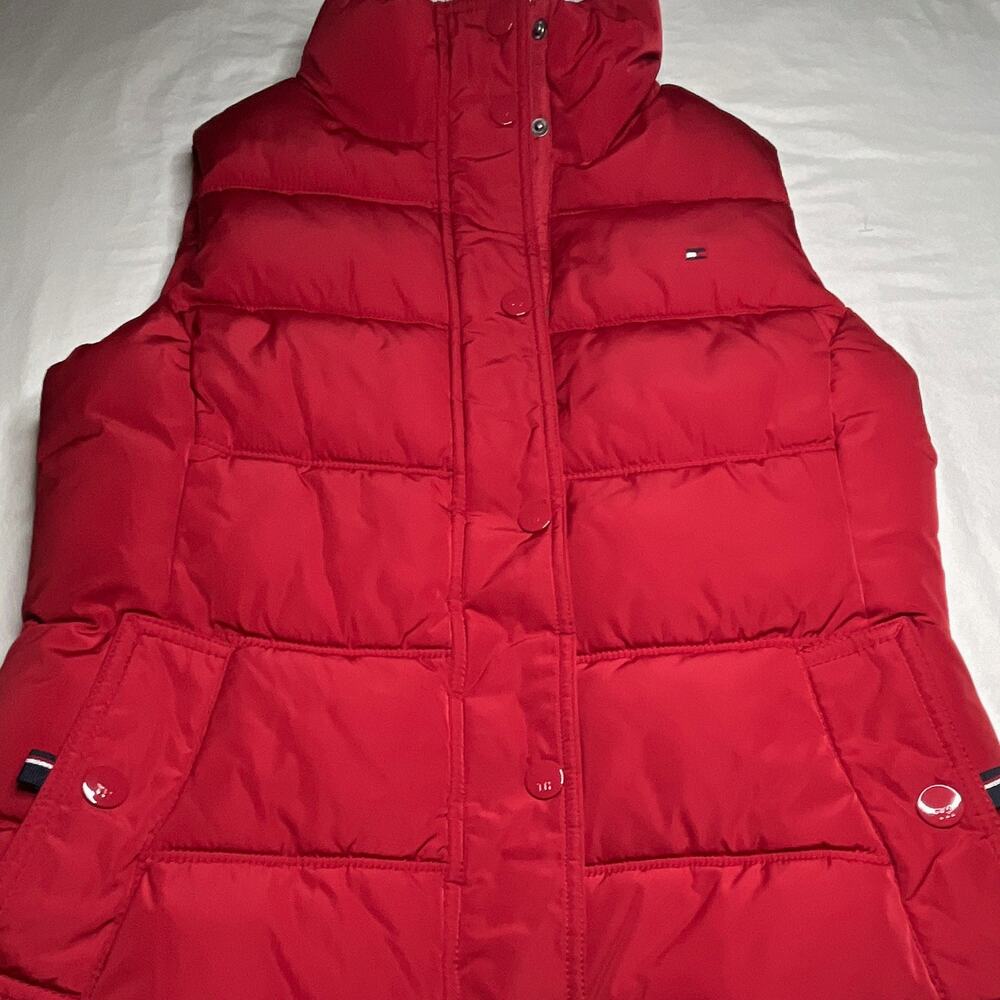 Tommy Hilfiger Women’s Red Puffer Jacket Full Zip Short Length XS Fall Winter